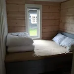 Domek letniskowy Lyngen Ski- Og Fiskecamp
