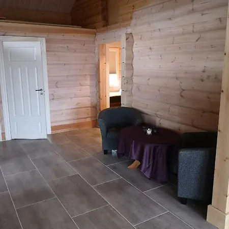 Lyngen Ski- Og Fiskecamp * Lenangsoyra