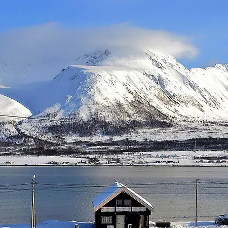 Lyngen Ski- Og Fiskecamp Jaktstuga