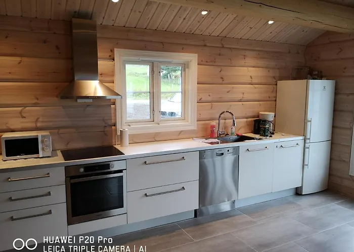 Lyngen Ski- Og Fiskecamp Chata Lenangsoyra