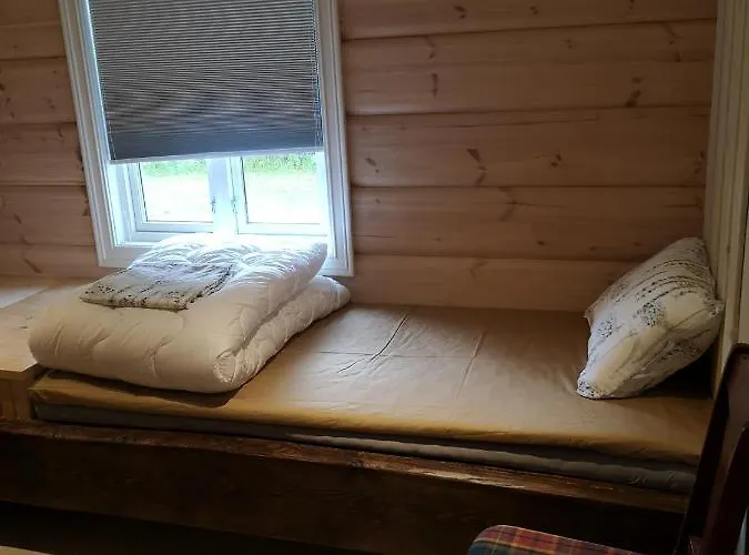Lyngen Ski- Og Fiskecamp Chata *