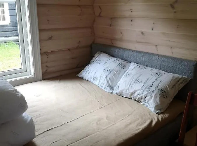 Lyngen Ski- Og Fiskecamp Chata *