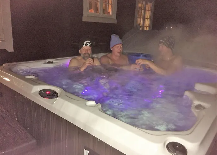 Chata Lyngen Ski- Og Fiskecamp