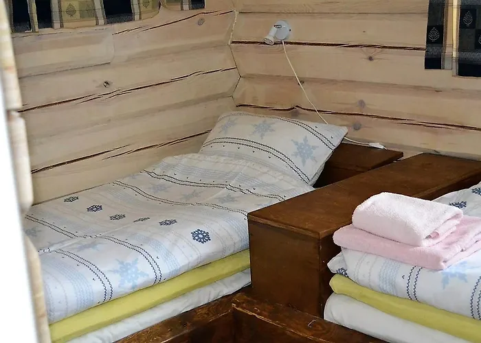 Lyngen Ski- Og Fiskecamp * Lenangsoyra