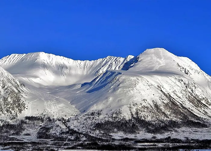 Lyngen Ski- Og Fiskecamp Chata Lenangsoyra