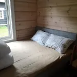 Lyngen Ski- Og Fiskecamp Lodge *
