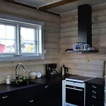 Lyngen Ski- Og Fiskecamp Lenangsoyra