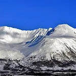 Lyngen Ski- Og Fiskecamp Lodge Lenangsoyra