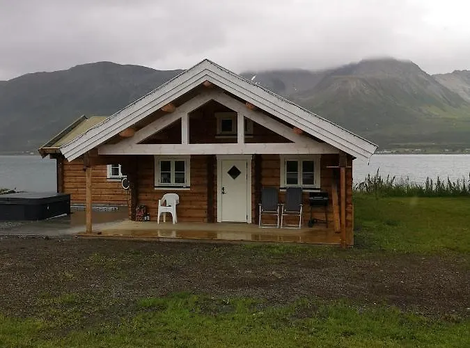 Lodge Lyngen Ski- Og Fiskecamp *