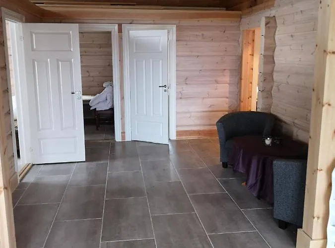 Lodge Lyngen Ski- Og Fiskecamp