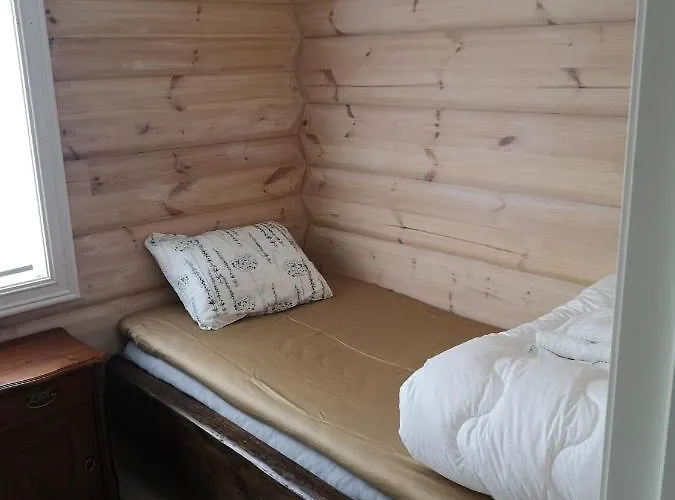 Lyngen Ski- Og Fiskecamp Lodge
