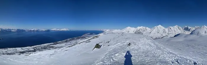 Lyngen Ski- Og Fiskecamp *